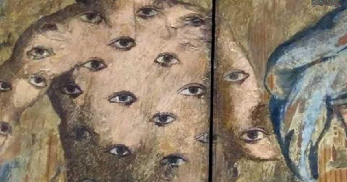 Conversano, l'inquietante porta dei 100 occhi: �Scrutano una suora peccatrice�